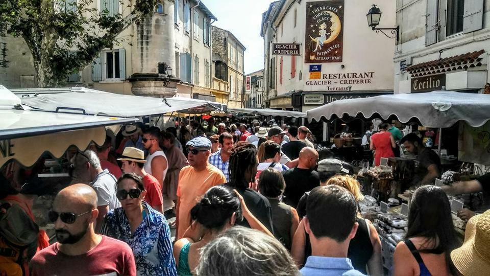 Апартаменти Le Lapin Blanc Сен-Ремі-де-Прованс Екстер'єр фото